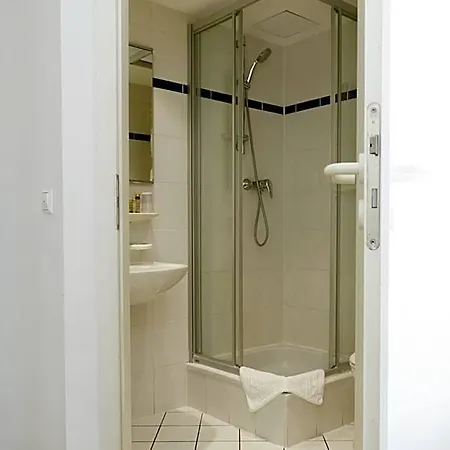 Hotel Francais 3*