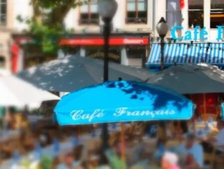 Hotell Francais 3*
